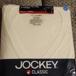 NWT Men's Jockey V-neck T-shirts - XL
